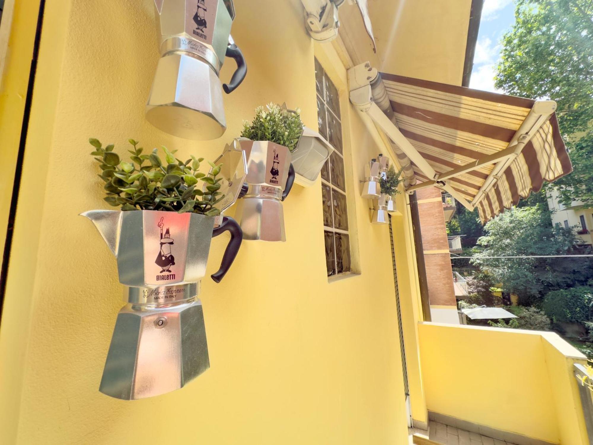 Ferienwohnung Behappys Charming Balcony-Near The Centre&Rizzoli Bologna Exterior foto