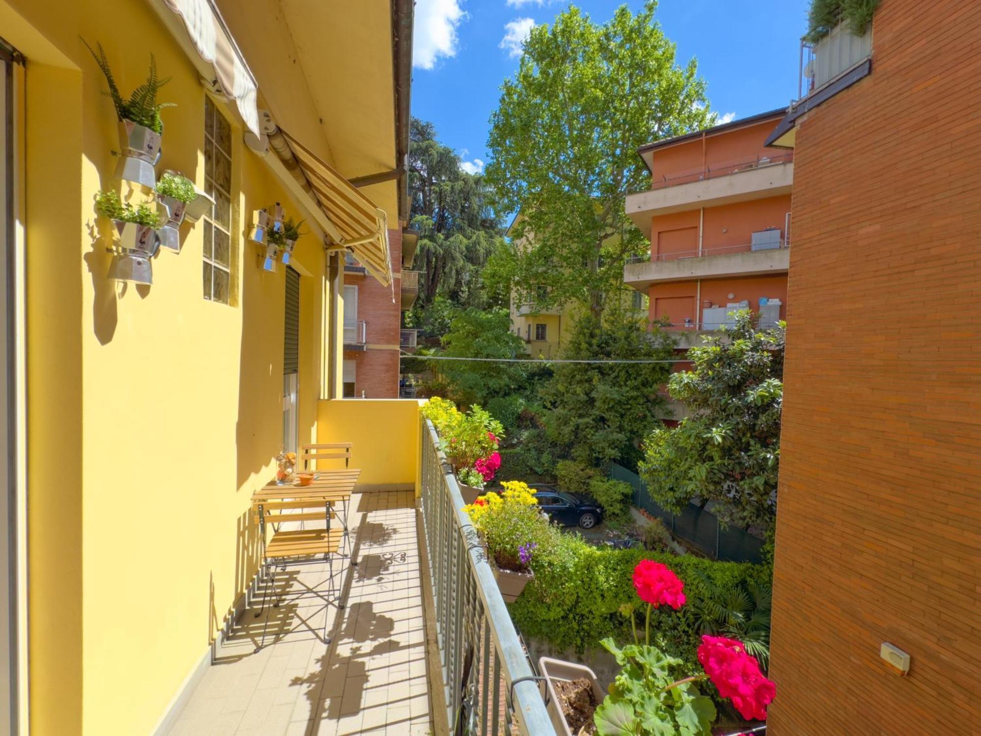 Ferienwohnung Behappys Charming Balcony-Near The Centre&Rizzoli Bologna Exterior foto