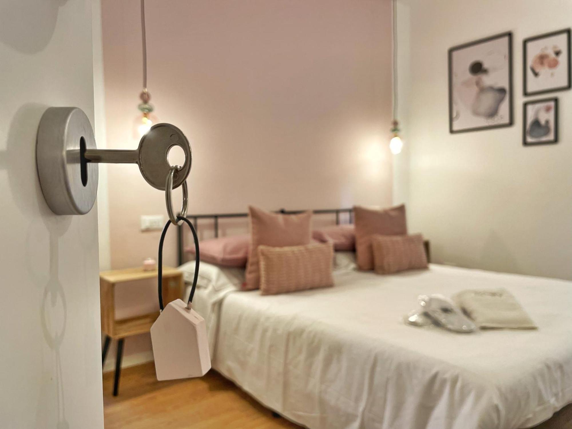Ferienwohnung Behappys Charming Balcony-Near The Centre&Rizzoli Bologna Exterior foto